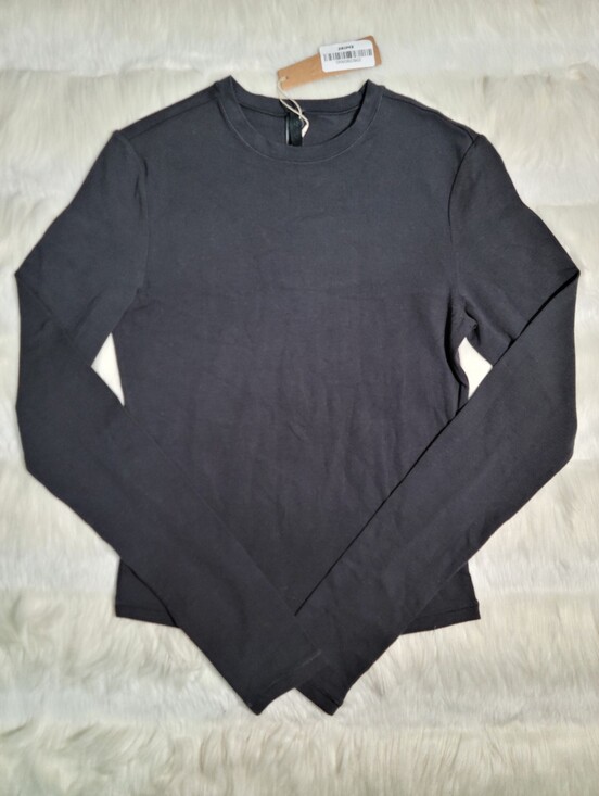 SKIMS Tops - SKIMS Cotton Jersey Long Sleeve T-shirt Black Soot Women XS NEW